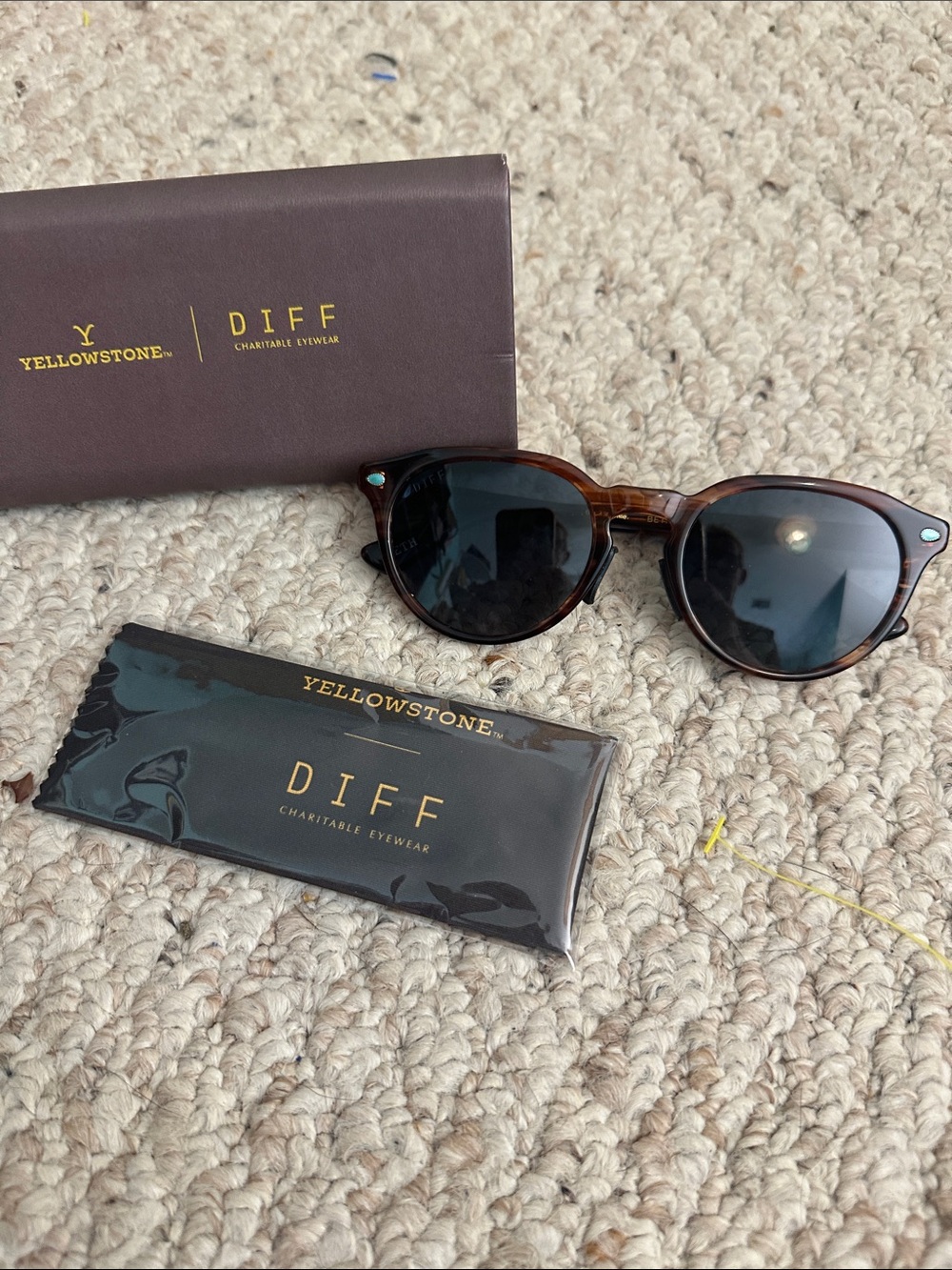 DIFF brand new sunglasses $110 retail online beautiful